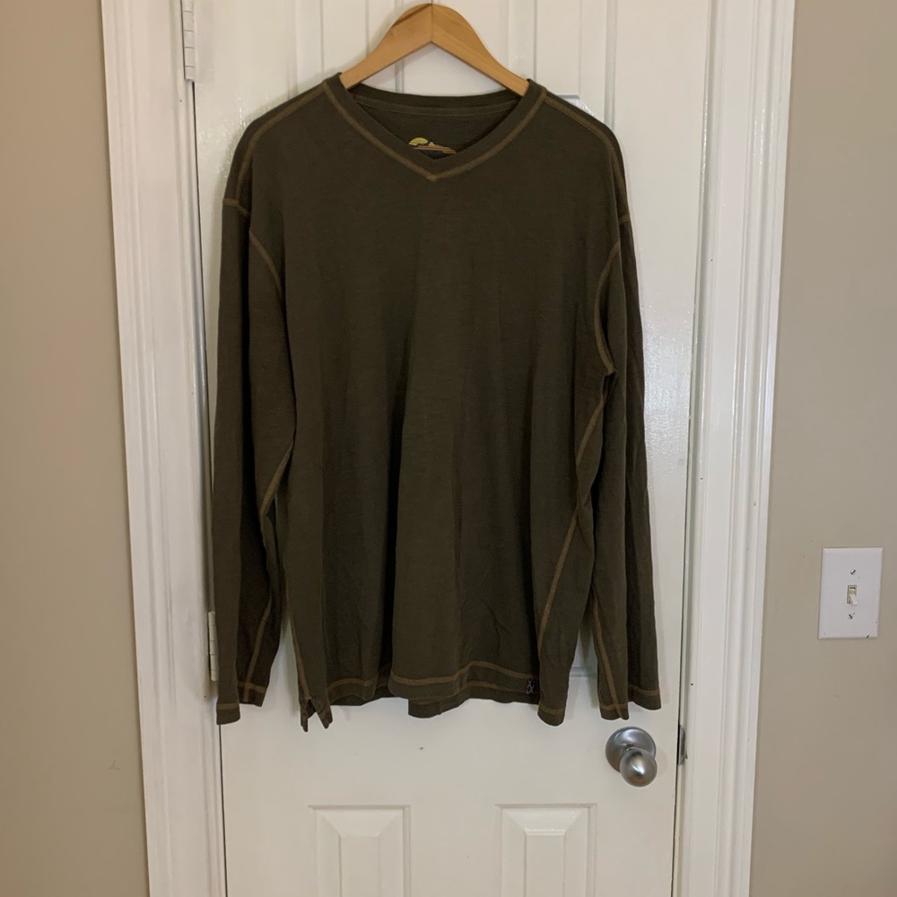 Orvis Olive Green V-Neck Men's Shirt